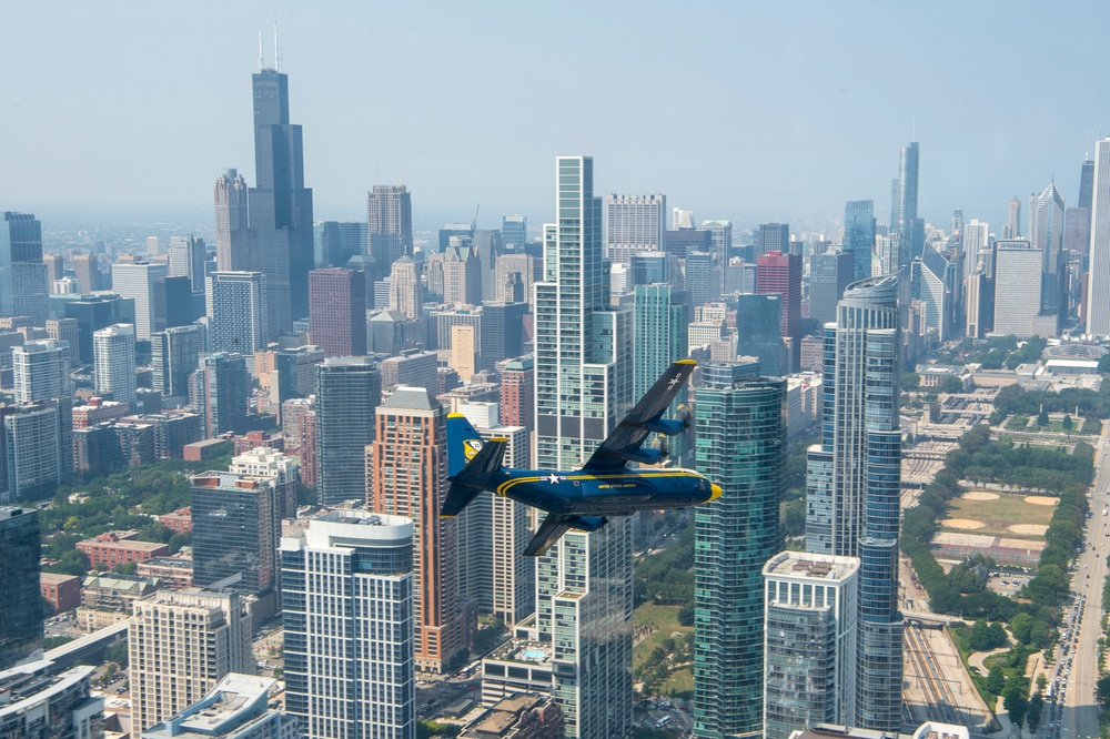 Blue Angels Navy Flight Demonstration Team – Chicago, IL