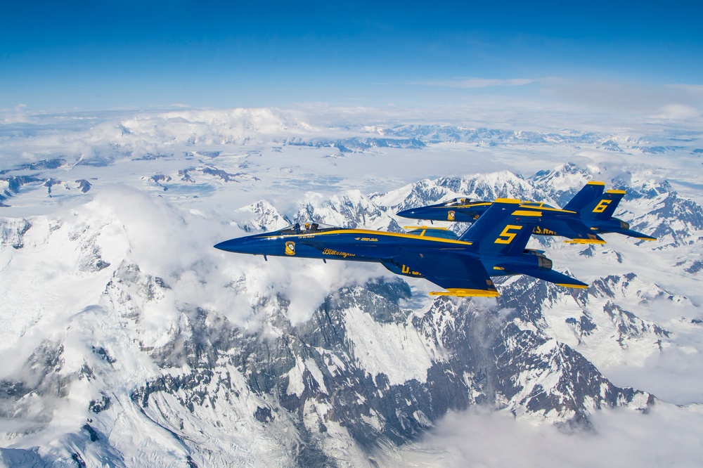 Blue Angels Navy Flight Demonstration Team – Denali, Alaska