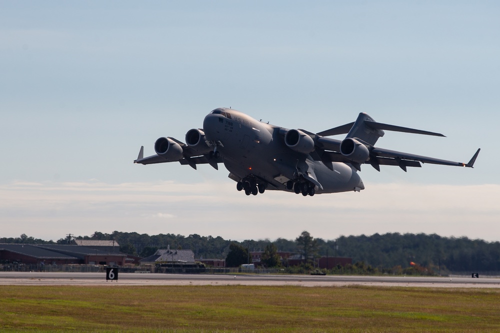 Marines and Airmen Train in C-17 Aerial Embarkation