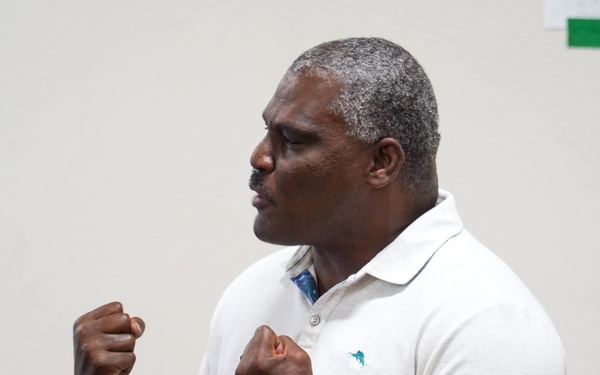 Col. (Ret.) Gregory Gadson visits Fort Sill