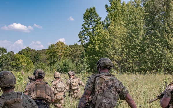 137th SOW trains alongside SEALs for Sentry Rescue IV