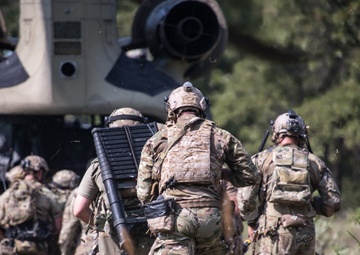 137th SOW trains alongside SEALs for Sentry Rescue IV