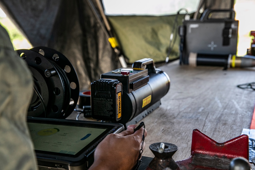 EOD Marines from across III MEF conduct joint ordnance exploitation range