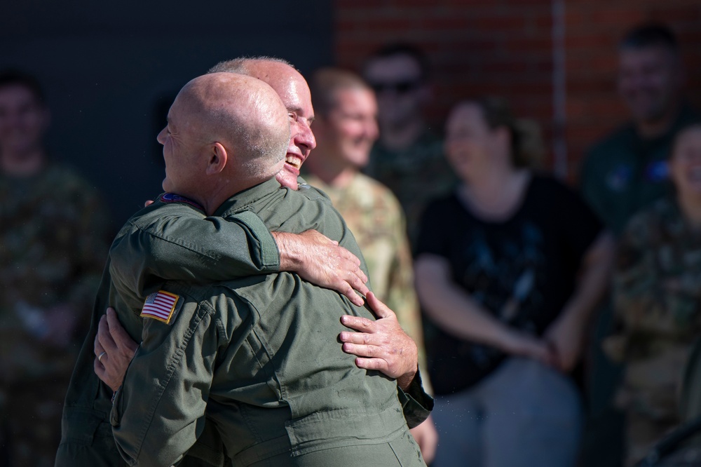 Senior Master Sgt. Dennis Folk fini flight after 35 years of service and 9700+ hours flying