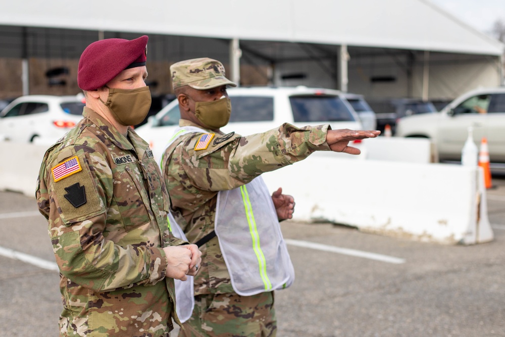 58th EMIB Soldiers support Six Flags America Mass Vaccination Site