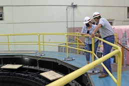 U.S. Army Corps of Engineers Tulsa District Engineering and Construction Division, work on repairs at Keystone Lake Hydropower plant.