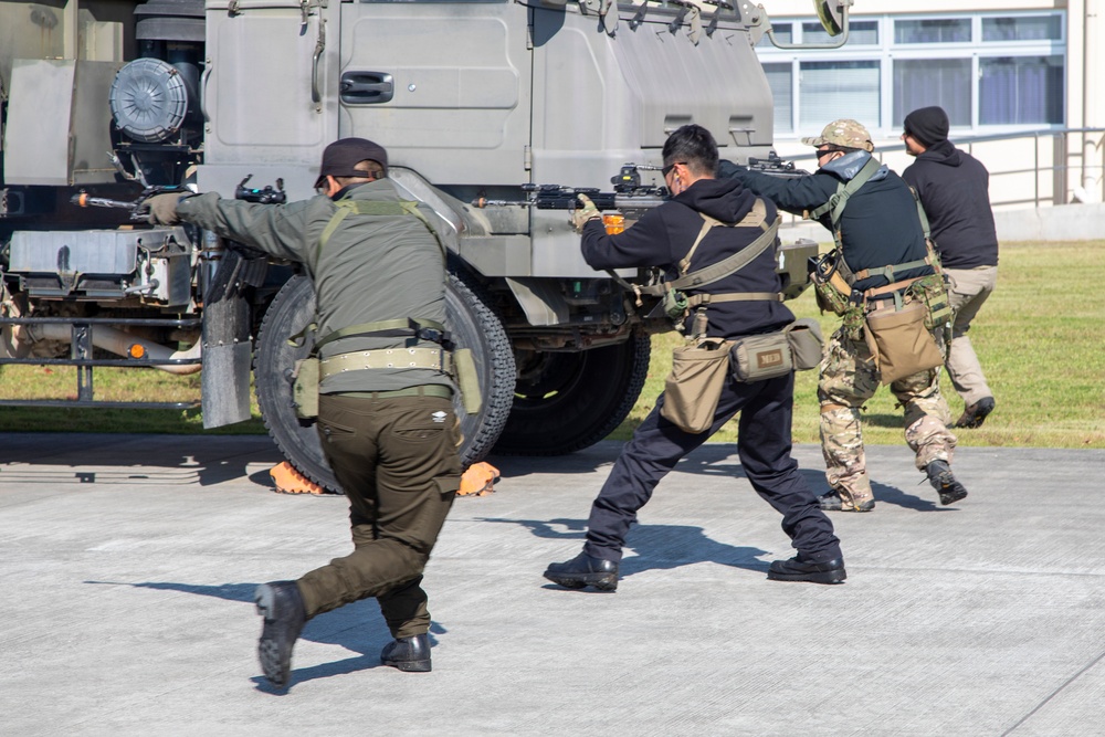 USAF and JGSDF conduct guard and protect exercise druing SRI