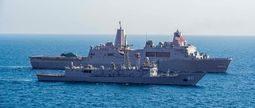 US and Egyptian Navy PASSEX