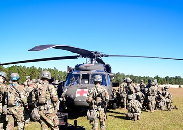 ‘A bird like this saved my life,’ trainees get first taste of medevac training