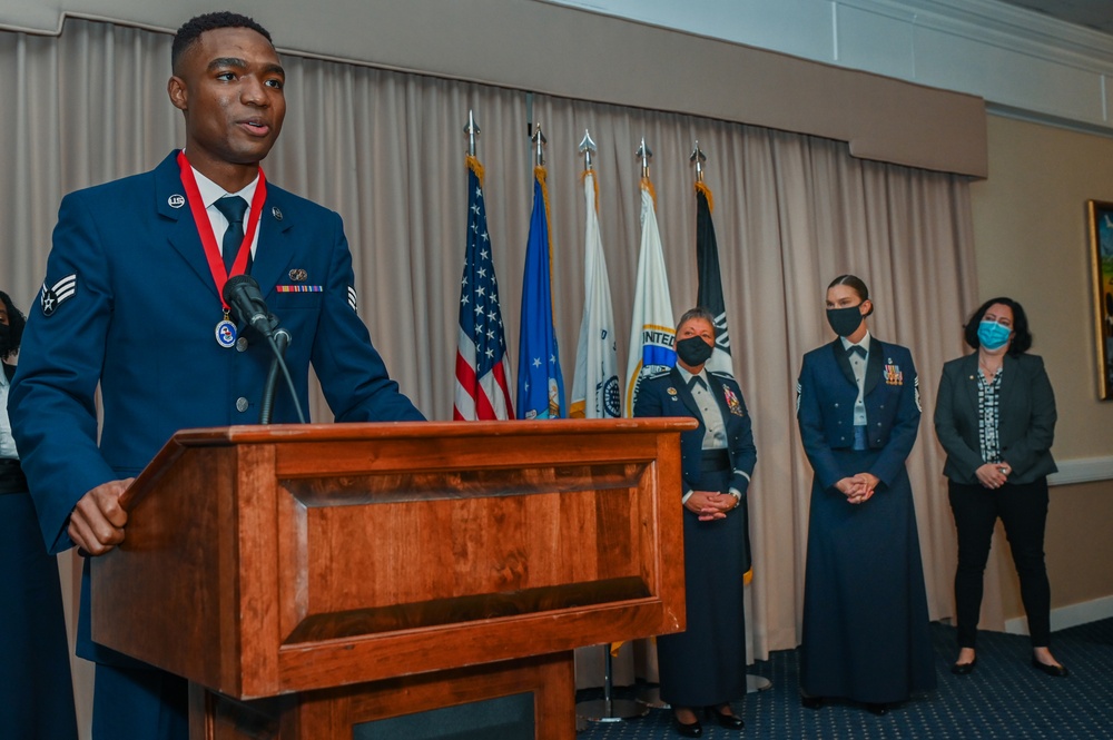 ALS graduates Air Force. Coast Guard future leaders