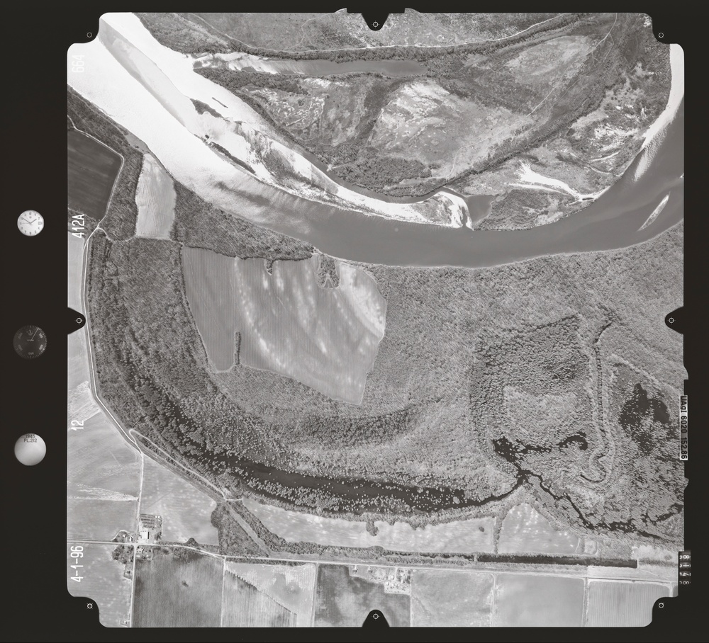 081066.016 - Arkansas River Bottoms.412A.4