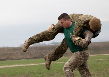 United States and Multinational Partners Compete in Best Squad Competition