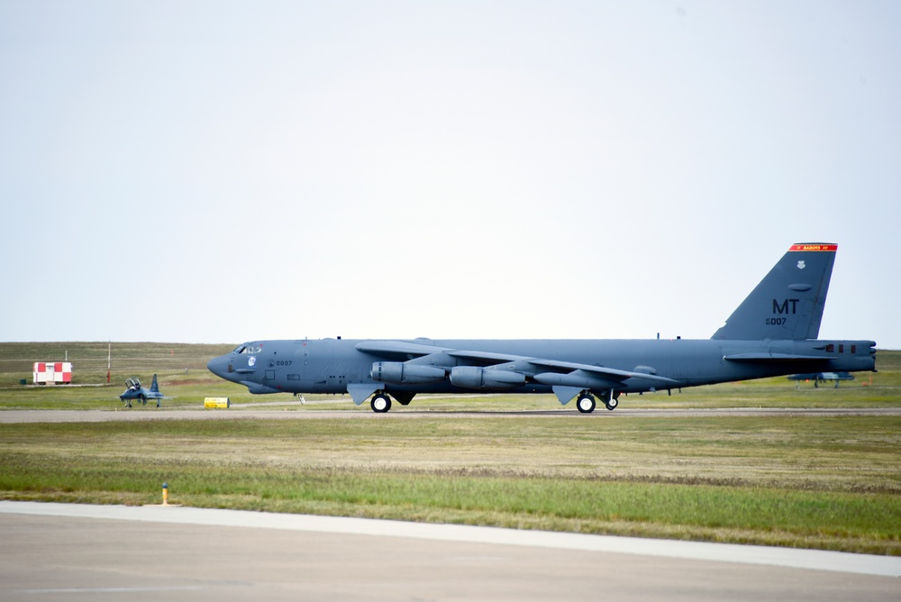 DVIDS - Images - B-52 Visits Sheppard AFB [Image 4 Of 5]