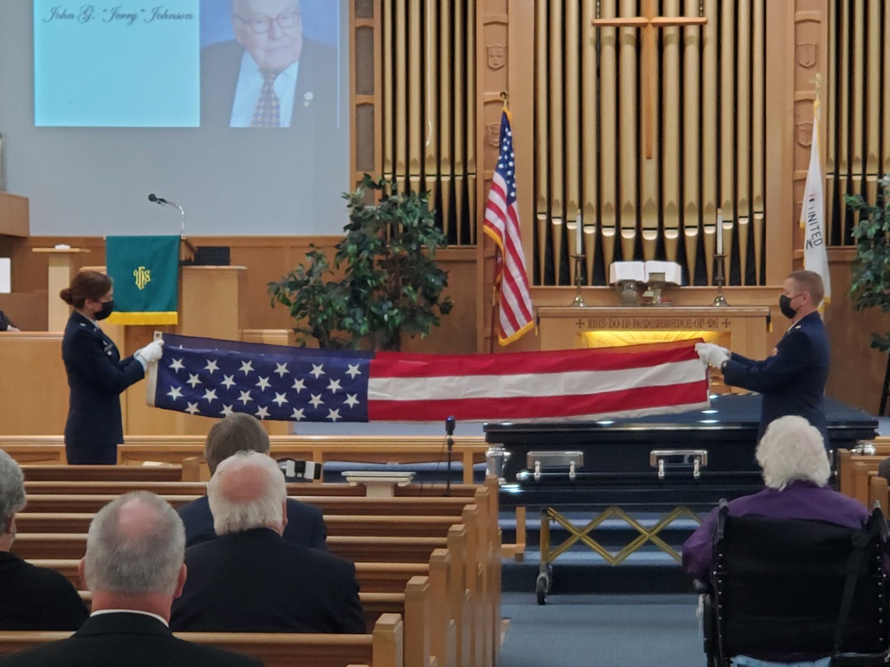 14 IS Airmen perform funeral honors for WWII vet