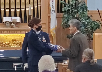 14 IS Airmen perform funeral honors for WWII vet