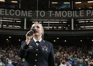 Washington National Guard vocalist lives out her dreams during MLB game