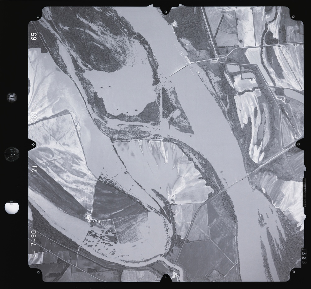 081136.065 - Arkansas River Flood.388.1