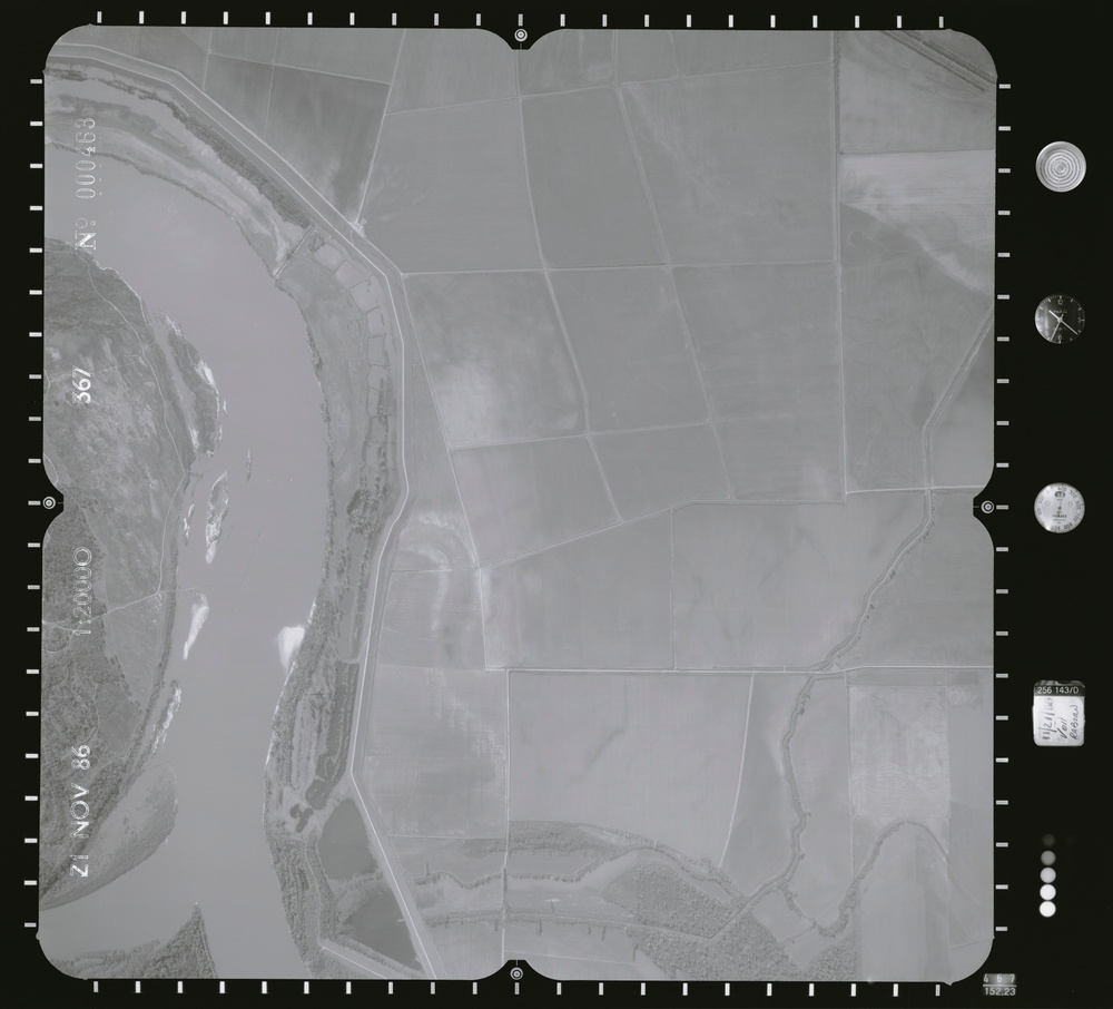 081099.204 - 150 CFS Ark. River.367.2