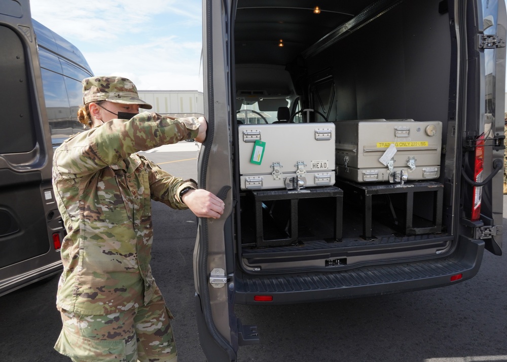 Carry teams conduct ground training