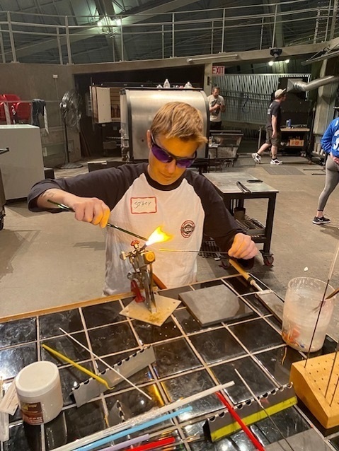 Recovering Soldiers Learn to Make Glass Works of Art