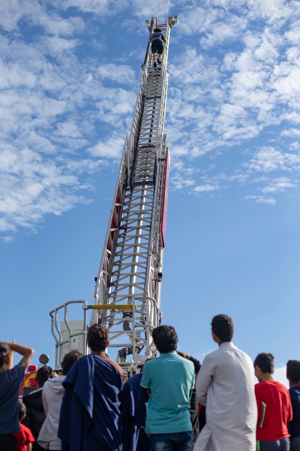 Quantico Fire Department Shows Afghan Guests a Static Display on TF Quantico