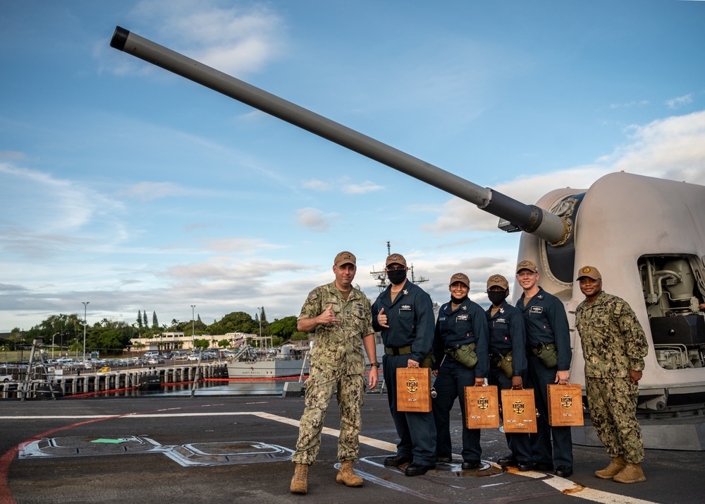 Navy Region Hawaii Commander Presents Arizona Relic to Destroyer Crew