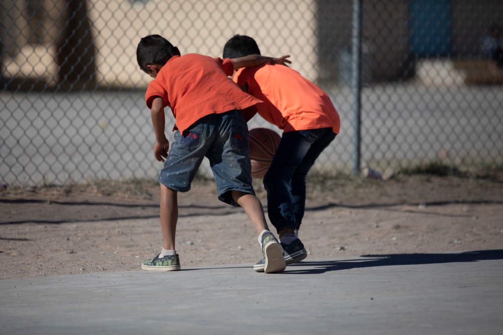 Children playing at Doña Ana