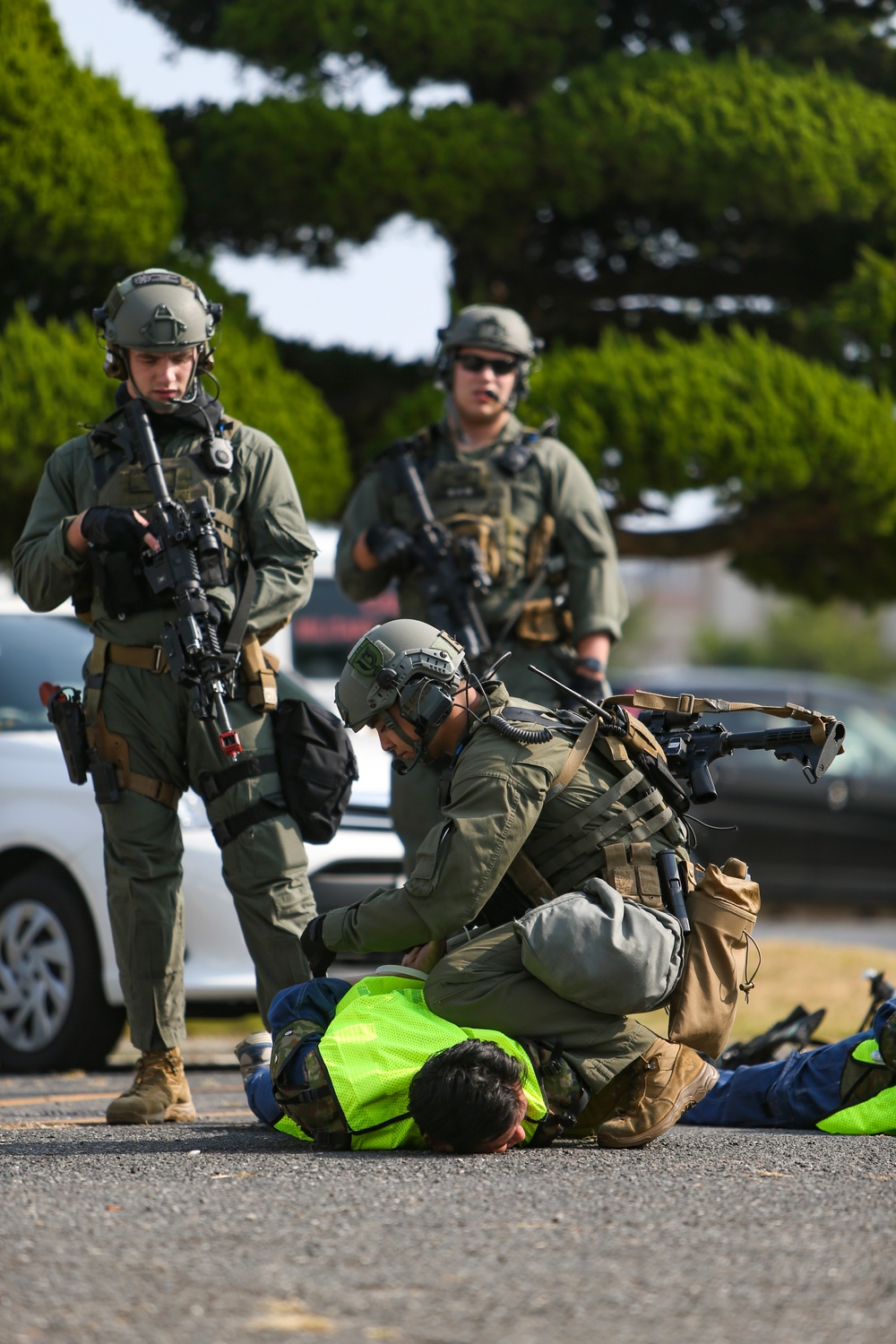 Exercise Active Shield 2021: Special Reaction Team detains simulated infiltrating role players