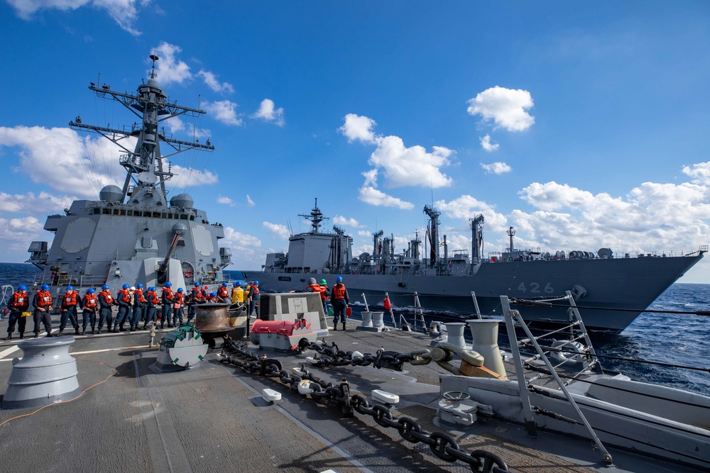 USS Dewey Conducts a Replenishment-at-sea with JS Omi (AOE-426)