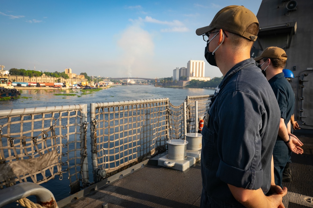 USS Sioux City Sailor Mans the Rails During Sea and Anchor Detail