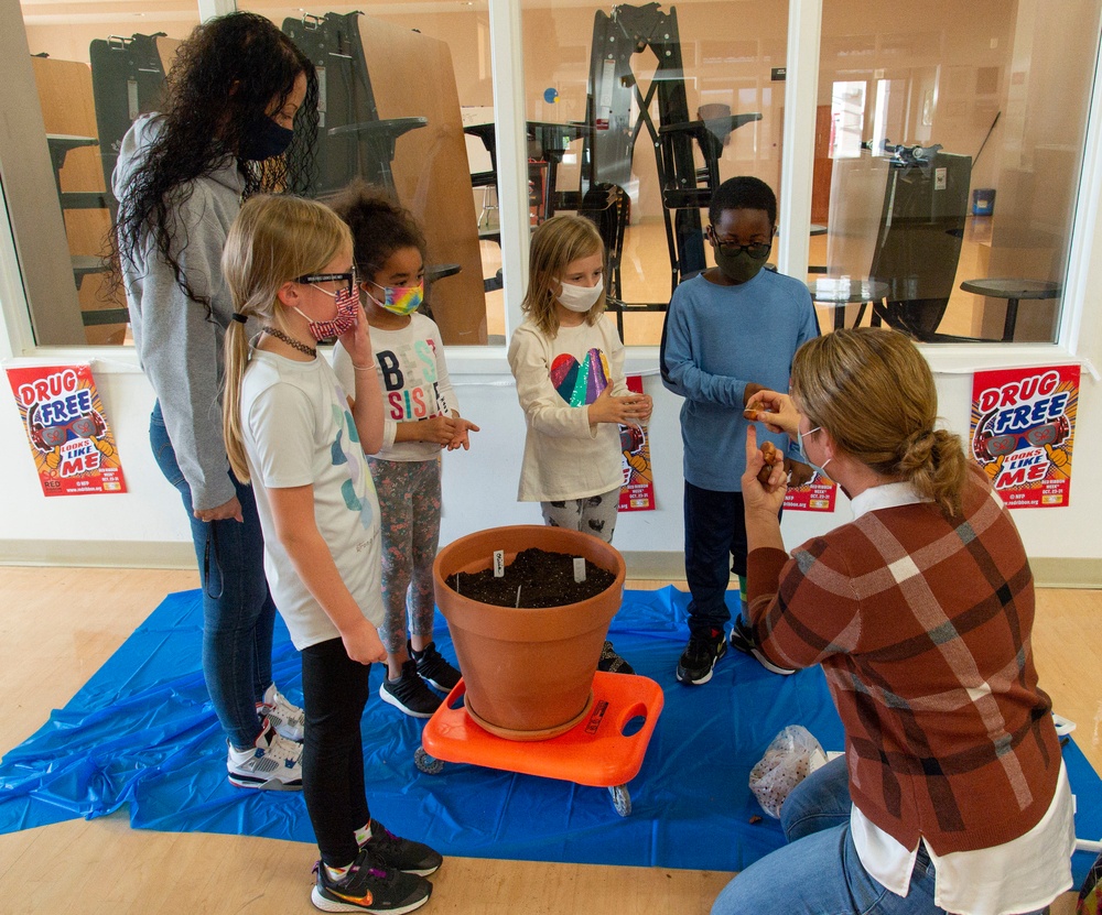 Dover AFB Youth Center “Plant the Promise”