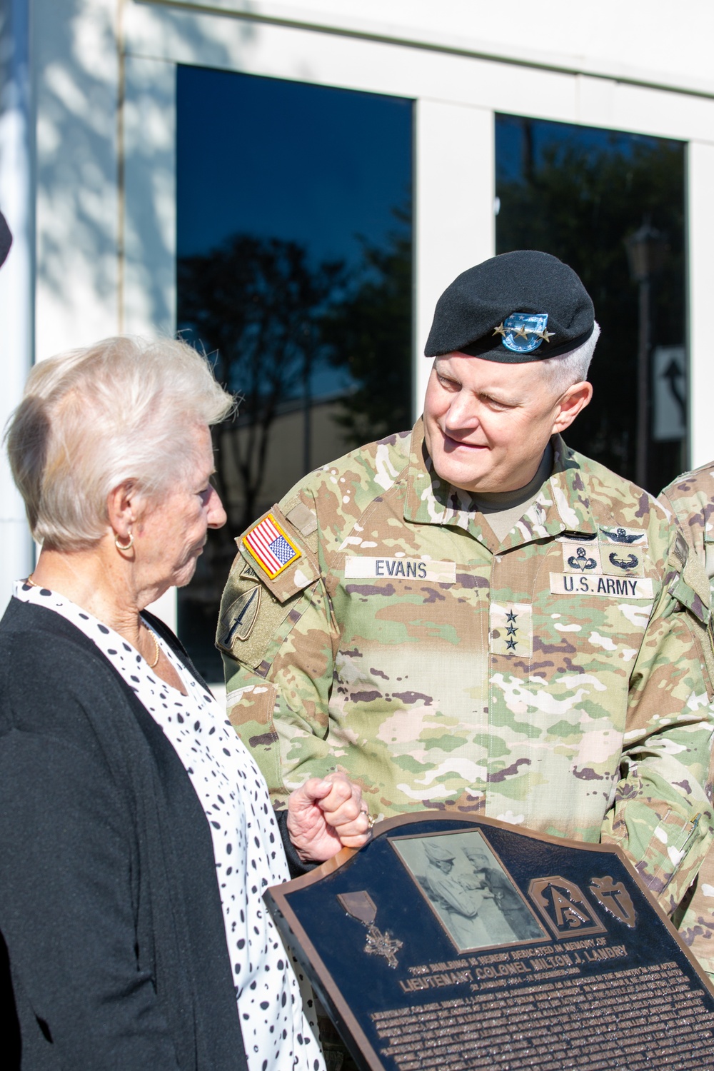 U.S. Army North dedicates training facility to distinguished Texas Soldier