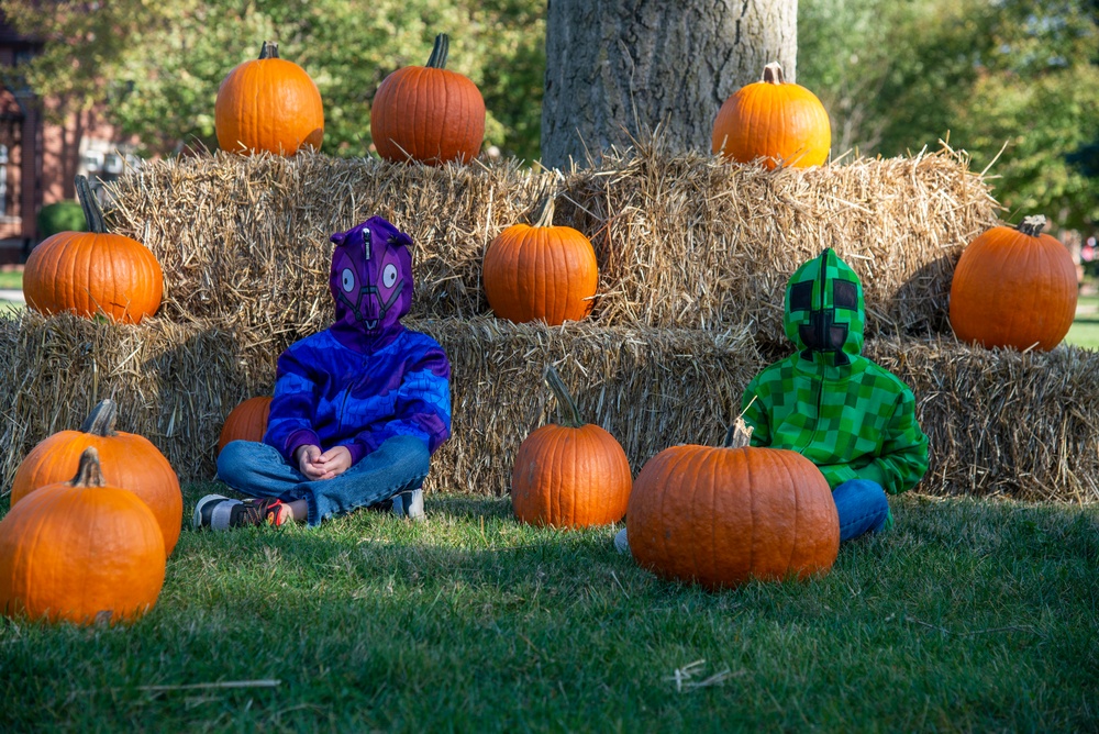 Base hosts Great Pumpkin Off, ‘Trunk or Treat’ event
