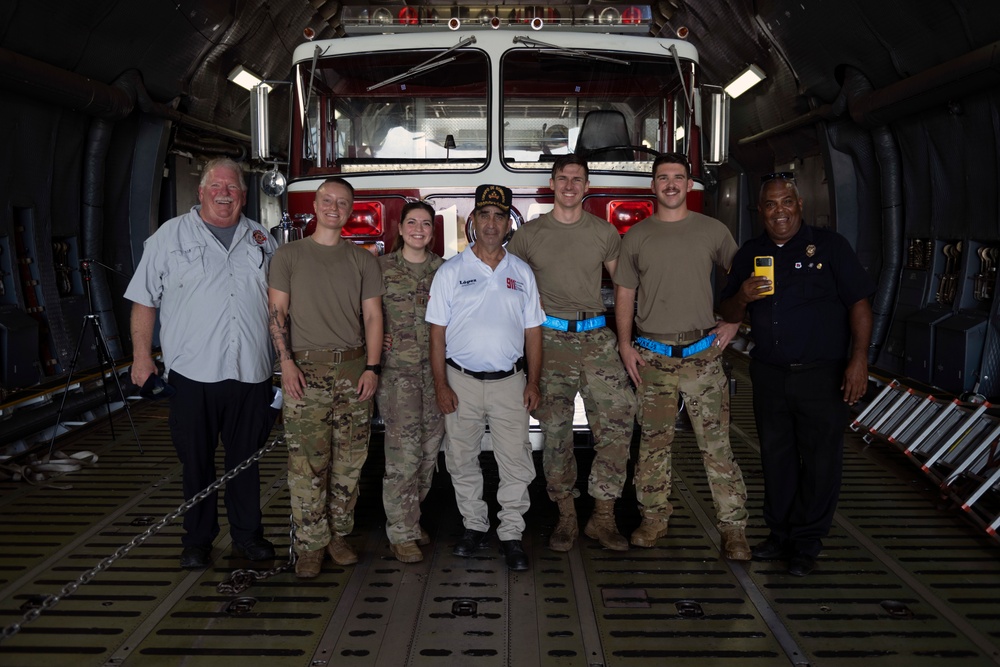 Travis Airmen train while delivering humanitarian aid to Dominican Republic