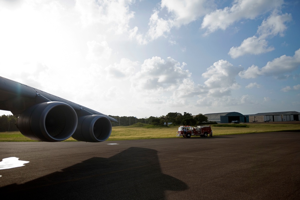 Travis Airmen train while delivering humanitarian aid to Dominican Republic