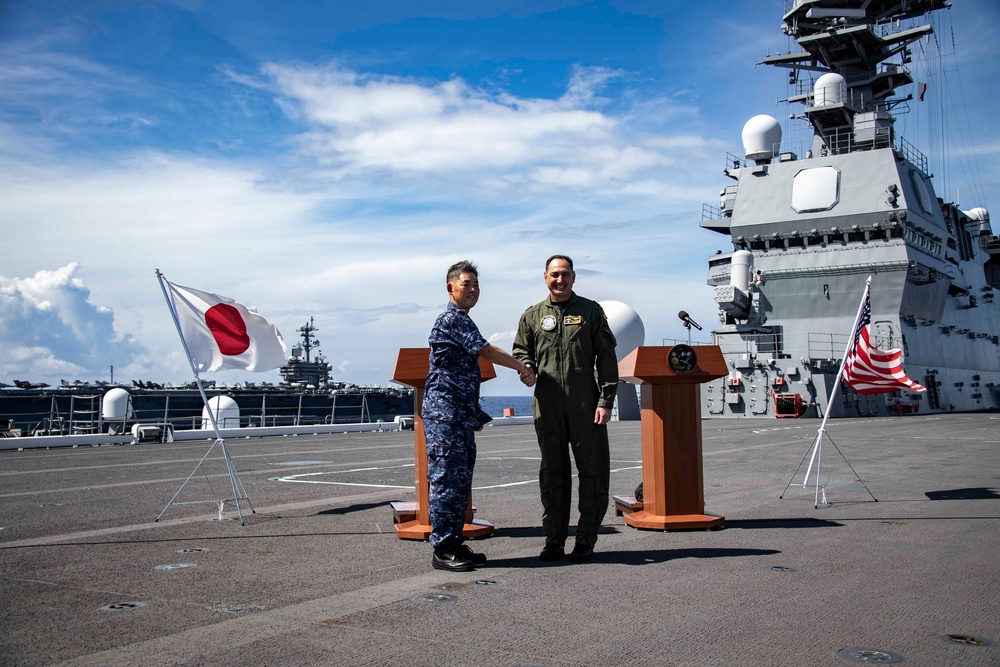 USS Carl Vinson (CVN 70), JMSDF Conduct Bilateral Operations in South China Sea