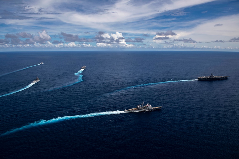 USS Carl Vinson (CVN 70), JMSDF Conduct Bilateral Operations in South China Sea