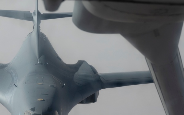 U.S. B-1 Conducts Presence Patrol in the Middle East with Regional Partners