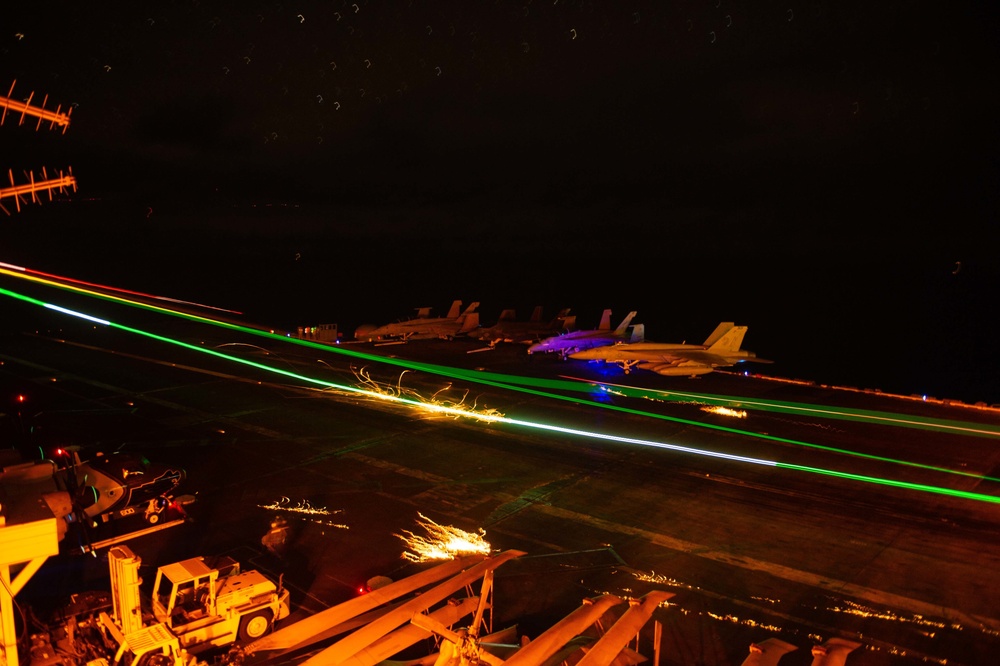 USS Carl Vinson (CVN 70) Conducts Night-Time Flight Operations