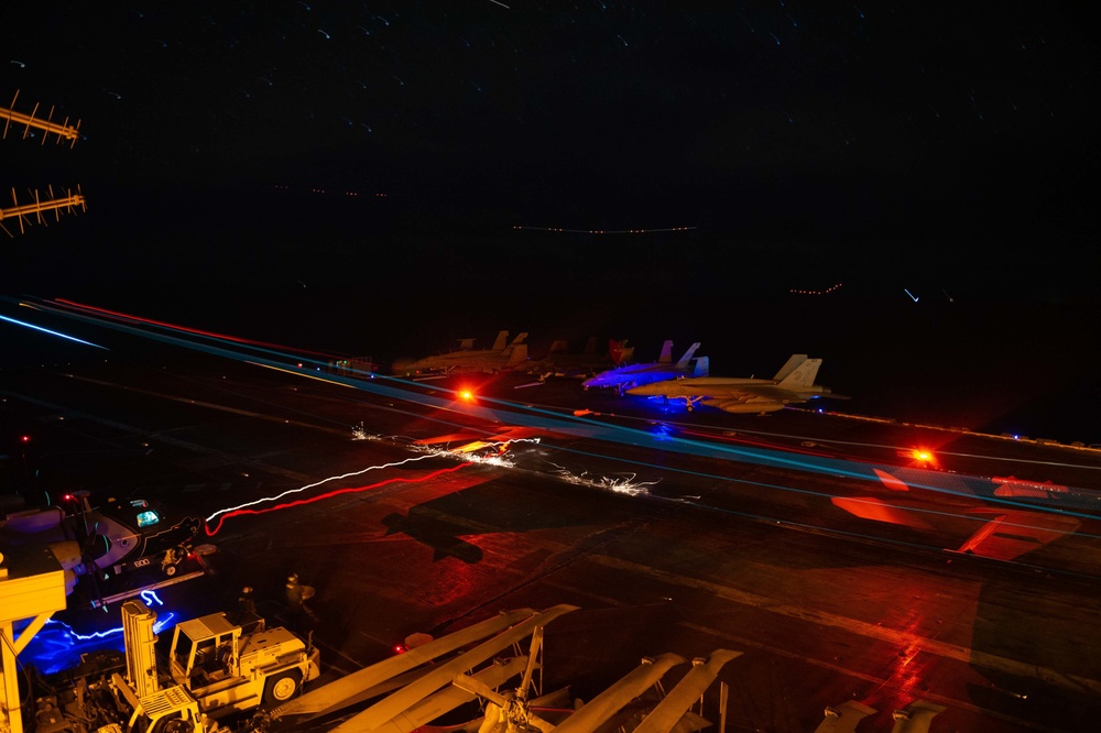 USS Carl Vinson (CVN 70) Conducts Night-Time Flight Operations