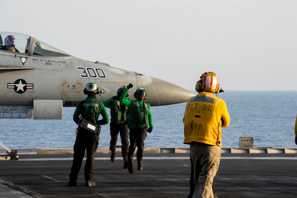 Eisenhower Supports Naval Operations in 5th Fleet Area of Operations