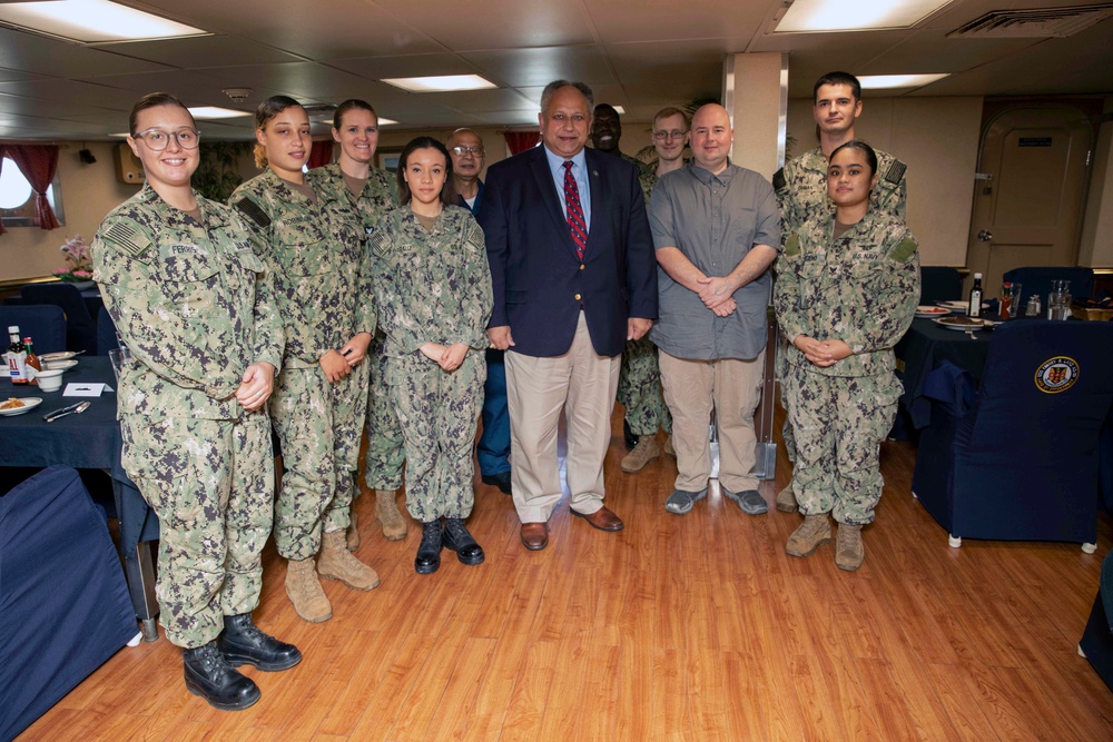 SECNAV Visits USS Emory S. Land