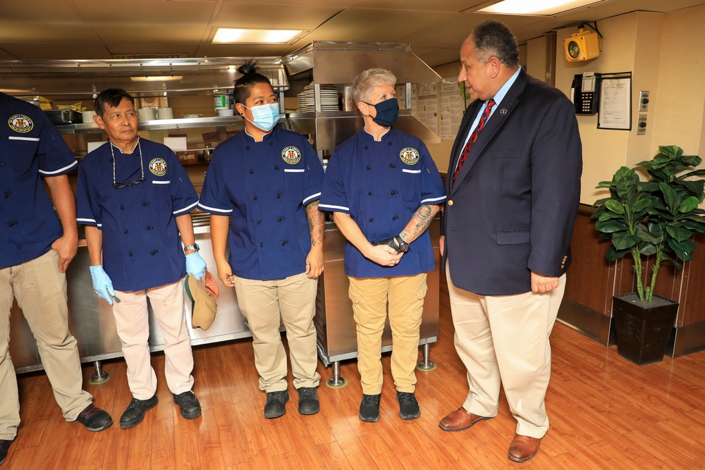 SECNAV Visits USS Emory S. Land