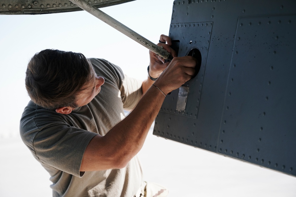 349th EARS refuels Air Force F-15E Eagles