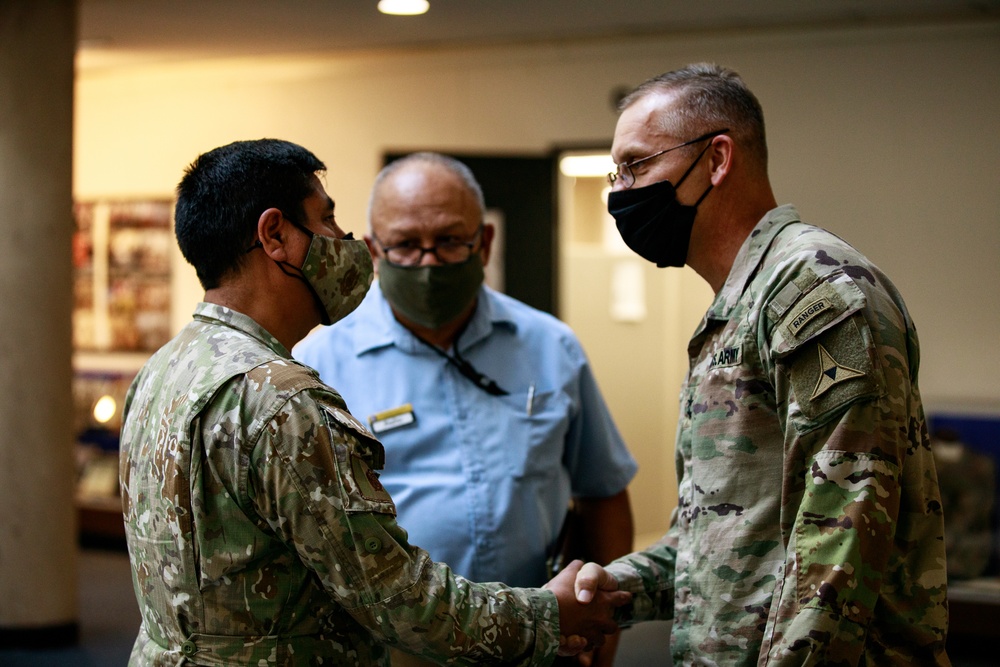 The Peruvian Army visits Fort Hood