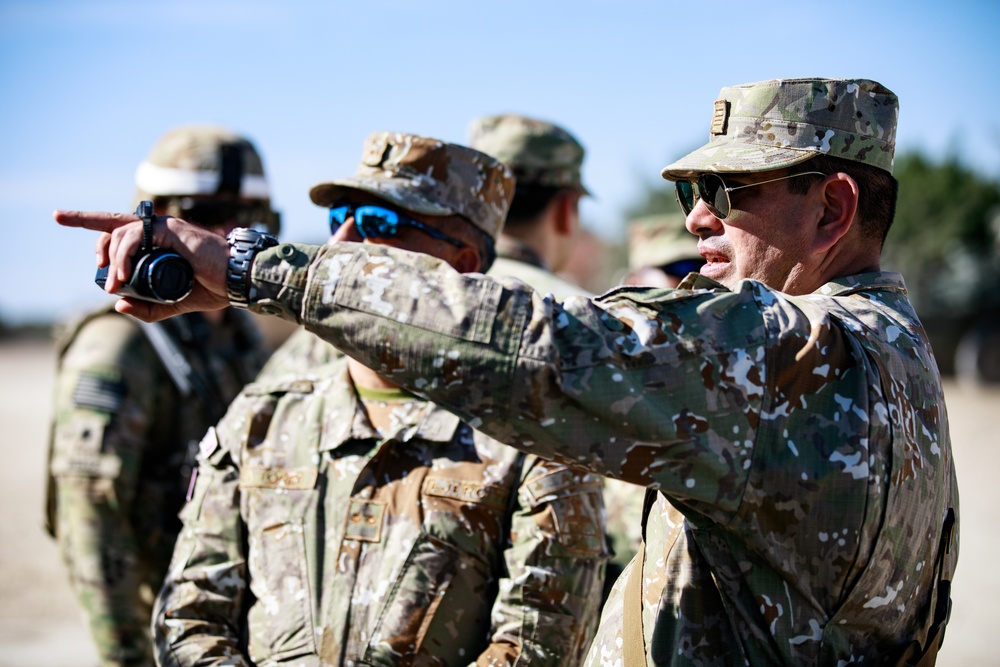 The Peruvian Army visits Fort Hood