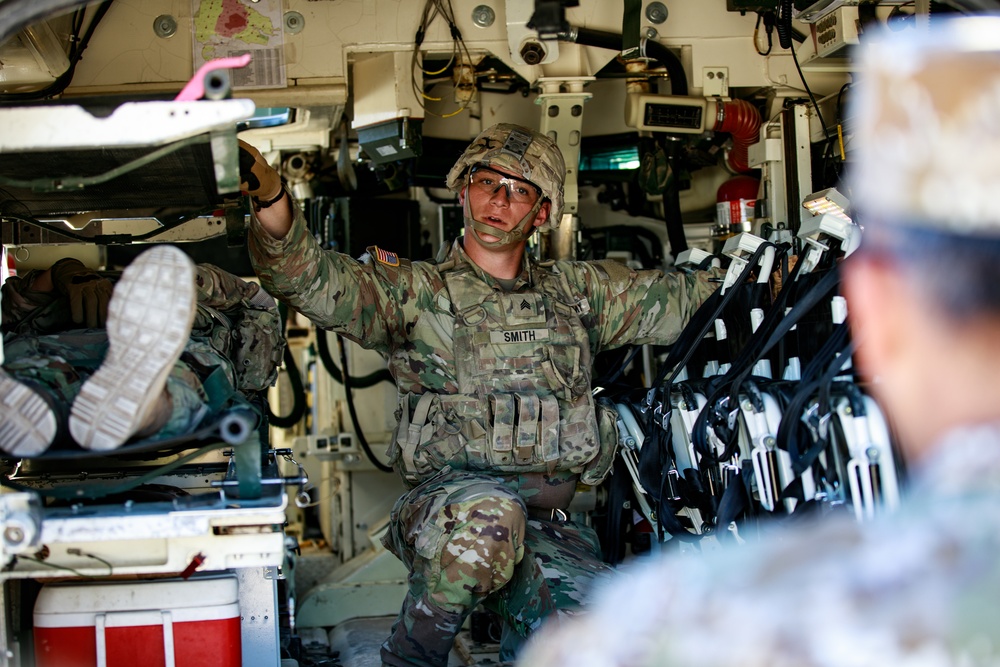 The Peruvian Army visits Fort Hood