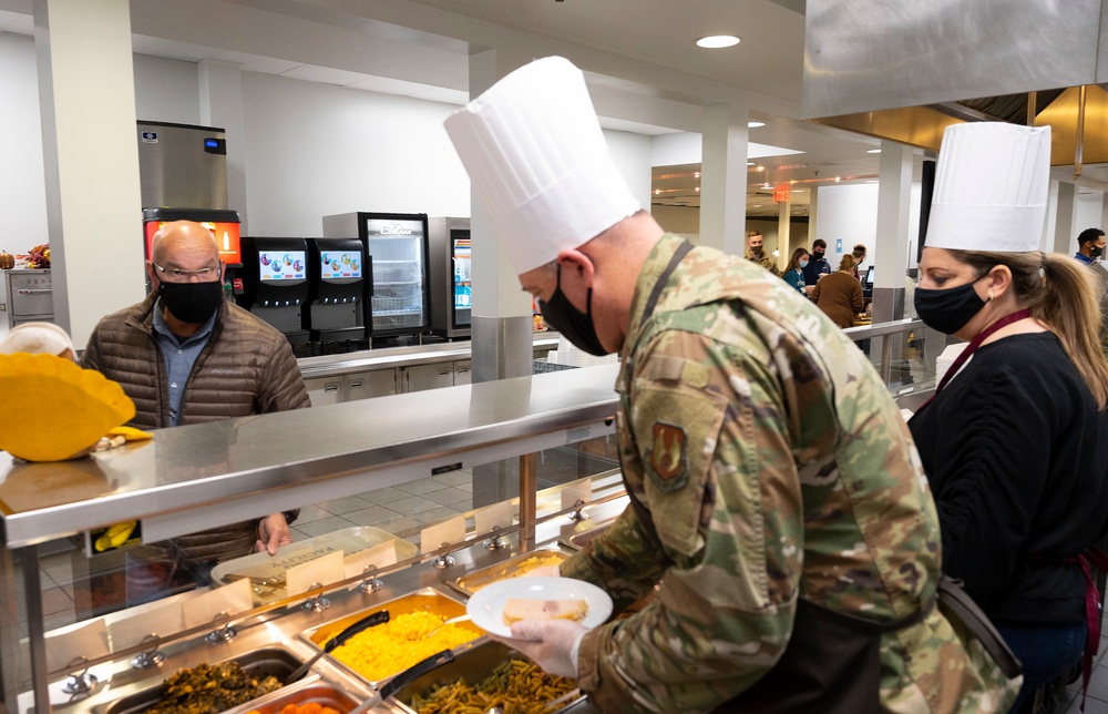 Leadership serves Wright-Patt Airmen holiday meal