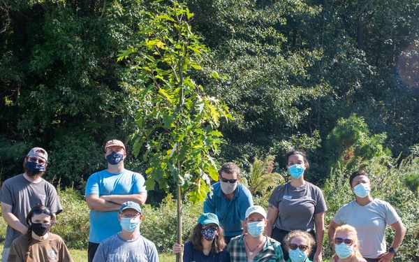 NNSY Demonstrates Environmental Stewardship In Commemoration of National Public Lands Day