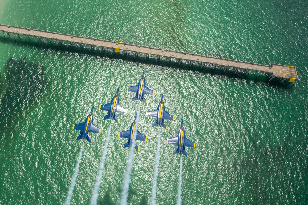 Blue Angels Navy Flight Demonstration Team – Pensacola Beach, Florida